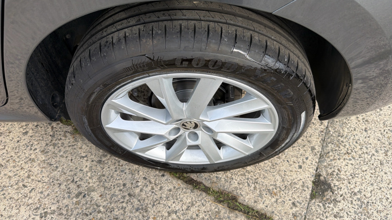 Skoda Kamiq 1.0 TSI SE 5dr Petrol Hatchback